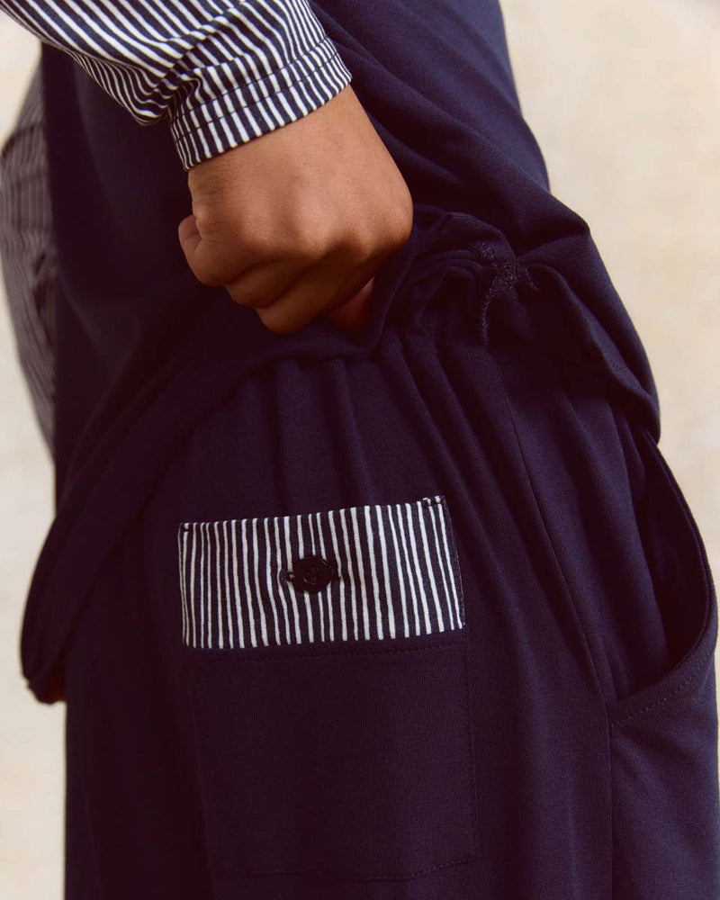 Boy's contrast pants