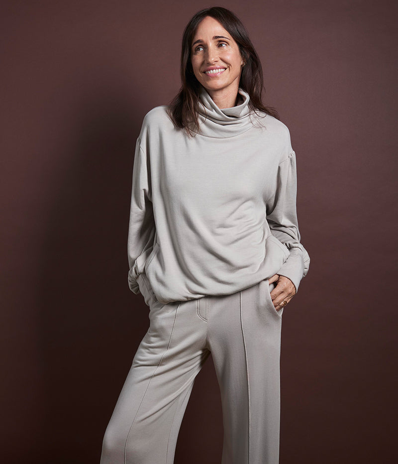 Ladies comfort travel top/smart trousers